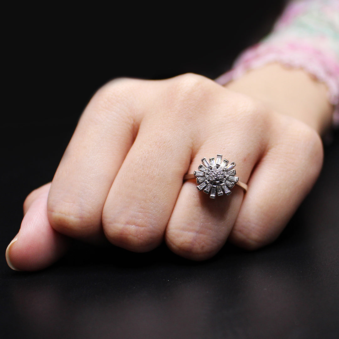 The Shimmering Daisy Diamond Ring