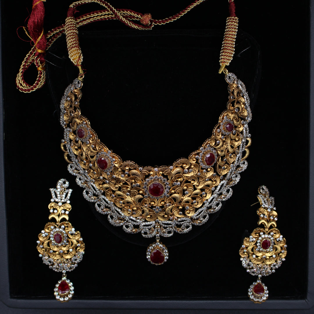 The Royal Highness Necklace Set