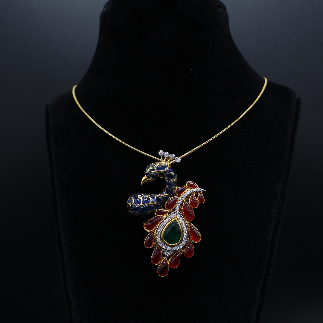 The Flashy Noble Pendant