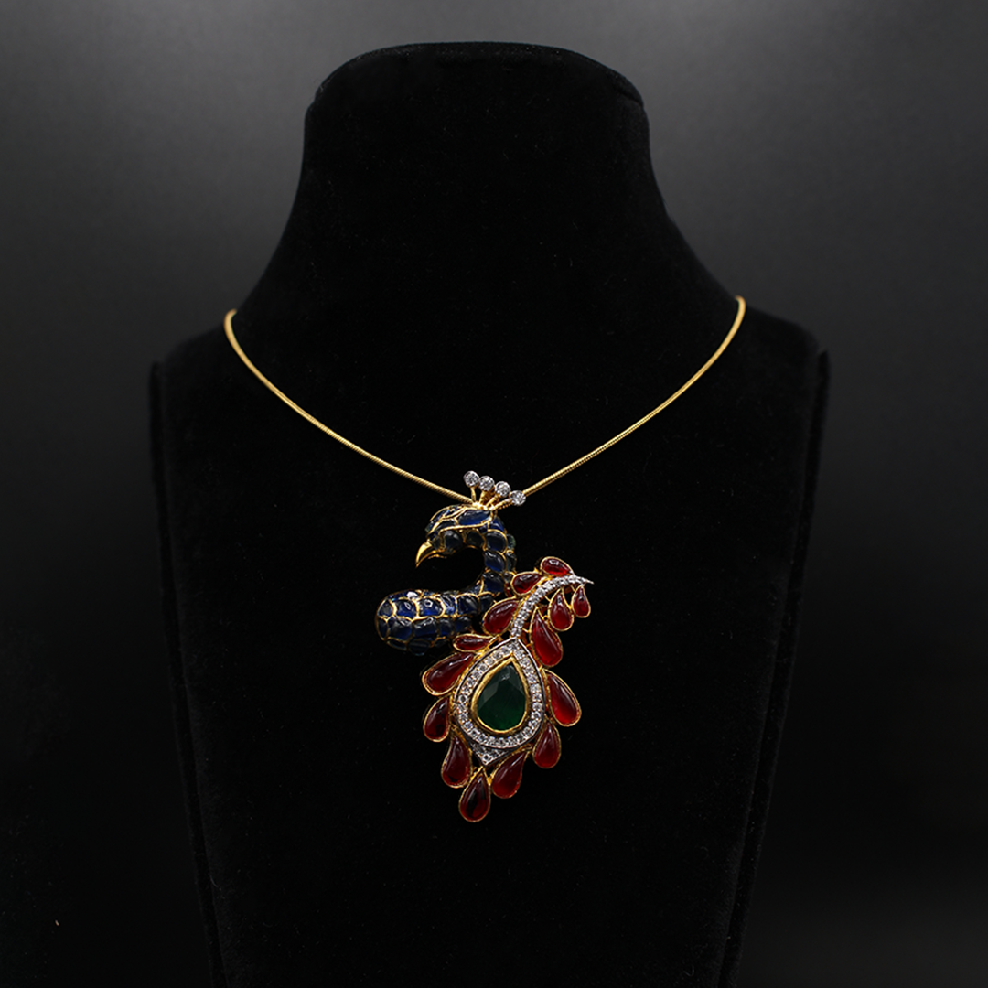 The Flashy Noble Pendant